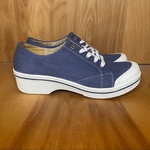 Dansko Veda Canvas Sneakers TSS0720